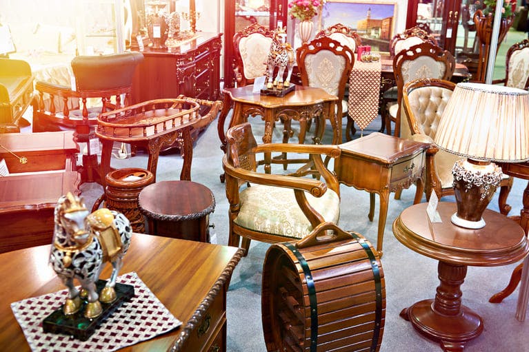 tips for using a storage unit for storing antiques and vintage items